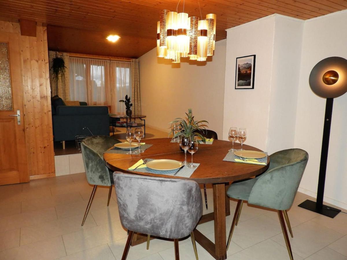 Schoene Ferienwohnung Mit Seeblick Thun Exterior photo